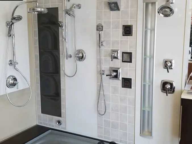 Kelly's Pipe & Supply Las Vegas shower hardware display